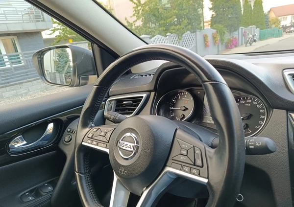 Nissan Qashqai cena 69900 przebieg: 74000, rok produkcji 2020 z Lipno małe 781